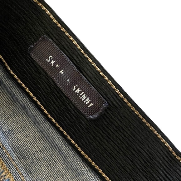 TORRID SKY HIGH PREMIUM SKINNY DESTROYED BLUE DENIM JEANS Woman’s Size 2… - Picture 5 of 11